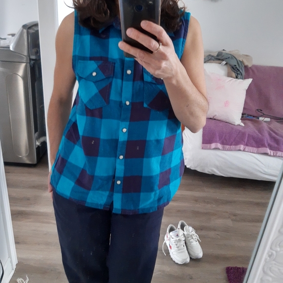 COPY - Sleevless plaid - Picture 2 of 7